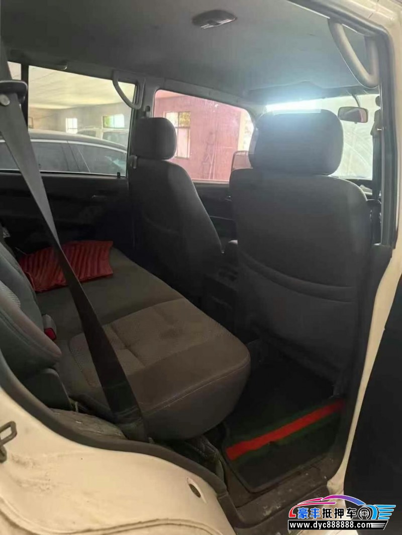 17年猎豹汽车Q6轿车抵押车出售