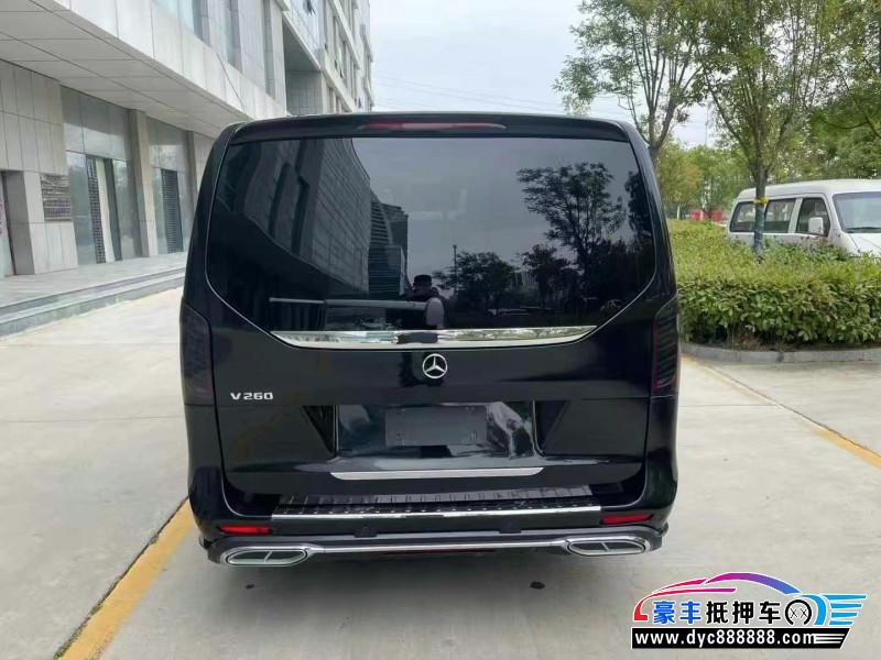 19年奔驰V轿车抵押车出售