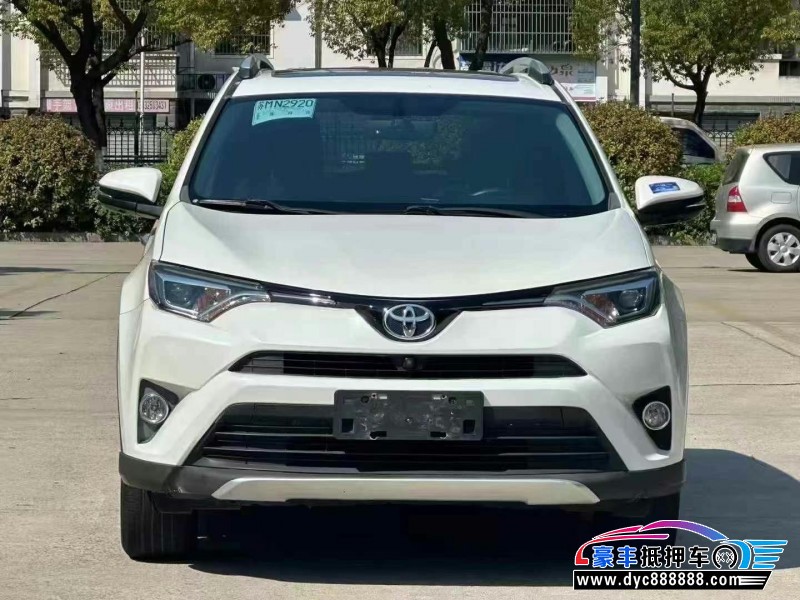 18年丰田RAV4轿车抵押车出售