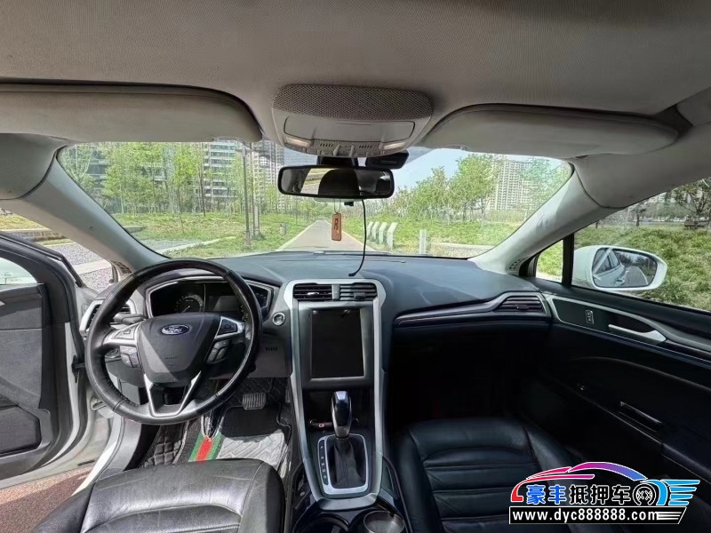 13年福特蒙迪欧轿车抵押车出售