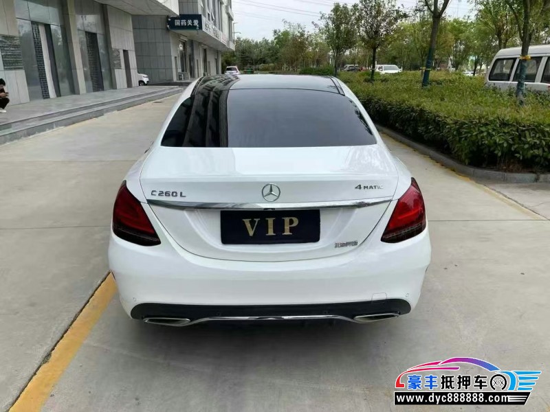 19年奔驰C轿车抵押车出售