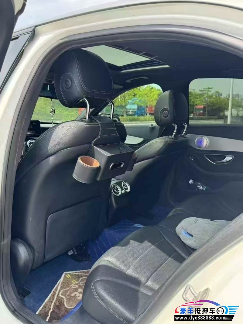 15年奔驰C轿车抵押车出售