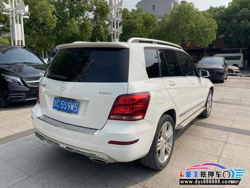 14年奔驰GLK轿车抵押车出售