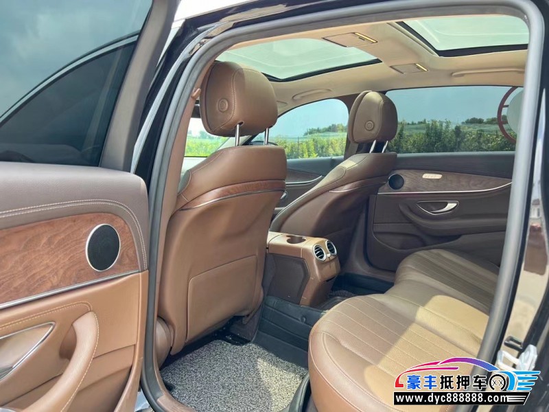 19年奔驰E轿车抵押车出售