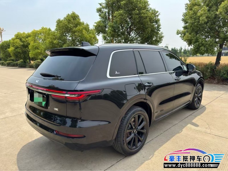 22年理想ONE轿车抵押车出售