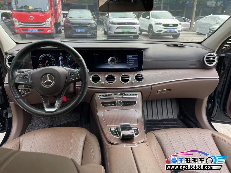 18年奔驰E轿车抵押车出售