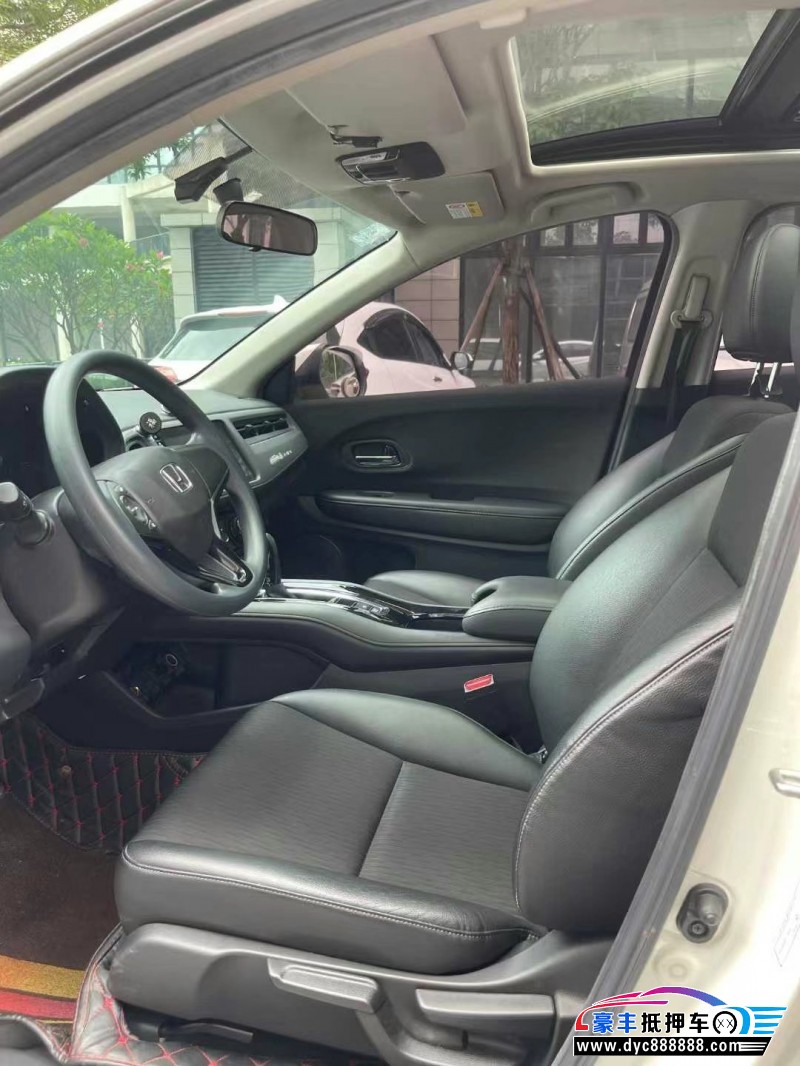 21年本田缤智轿车抵押车出售
