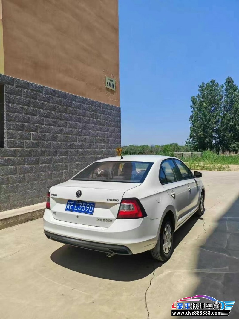 17年斯柯达昕锐轿车抵押车出售