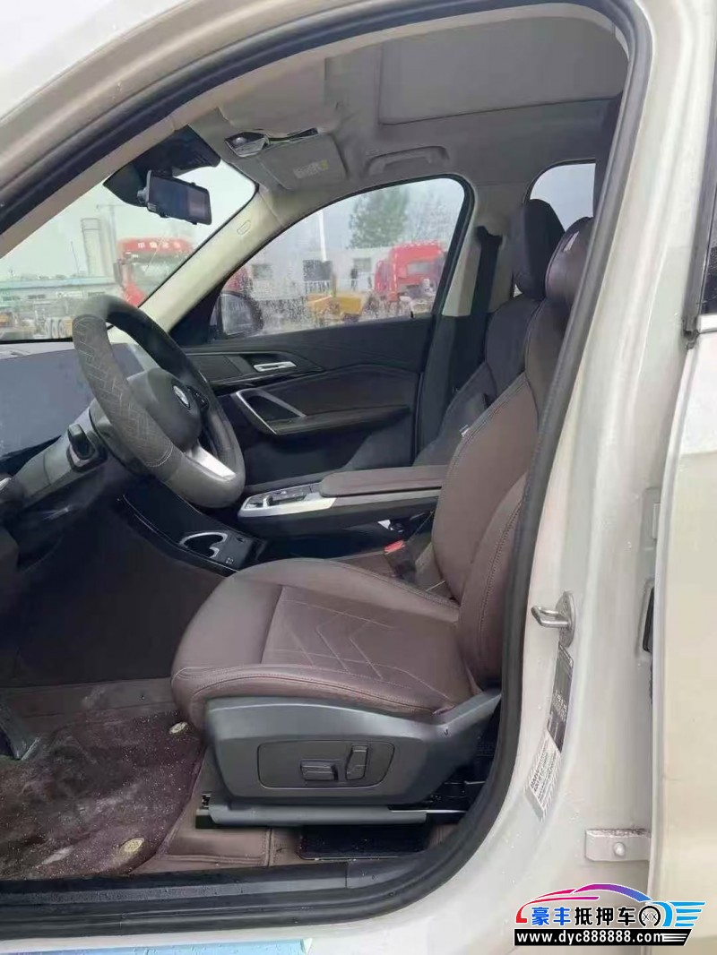 24年宝马X1轿车抵押车出售