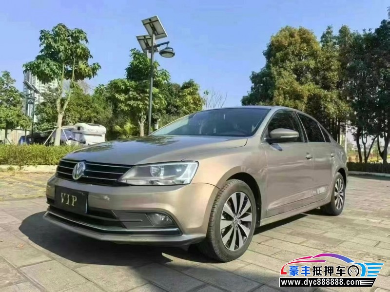 18年大众速腾轿车抵押车出售