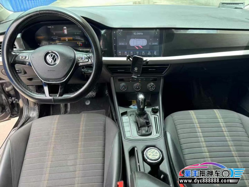 21年大众朗逸轿车抵押车出售