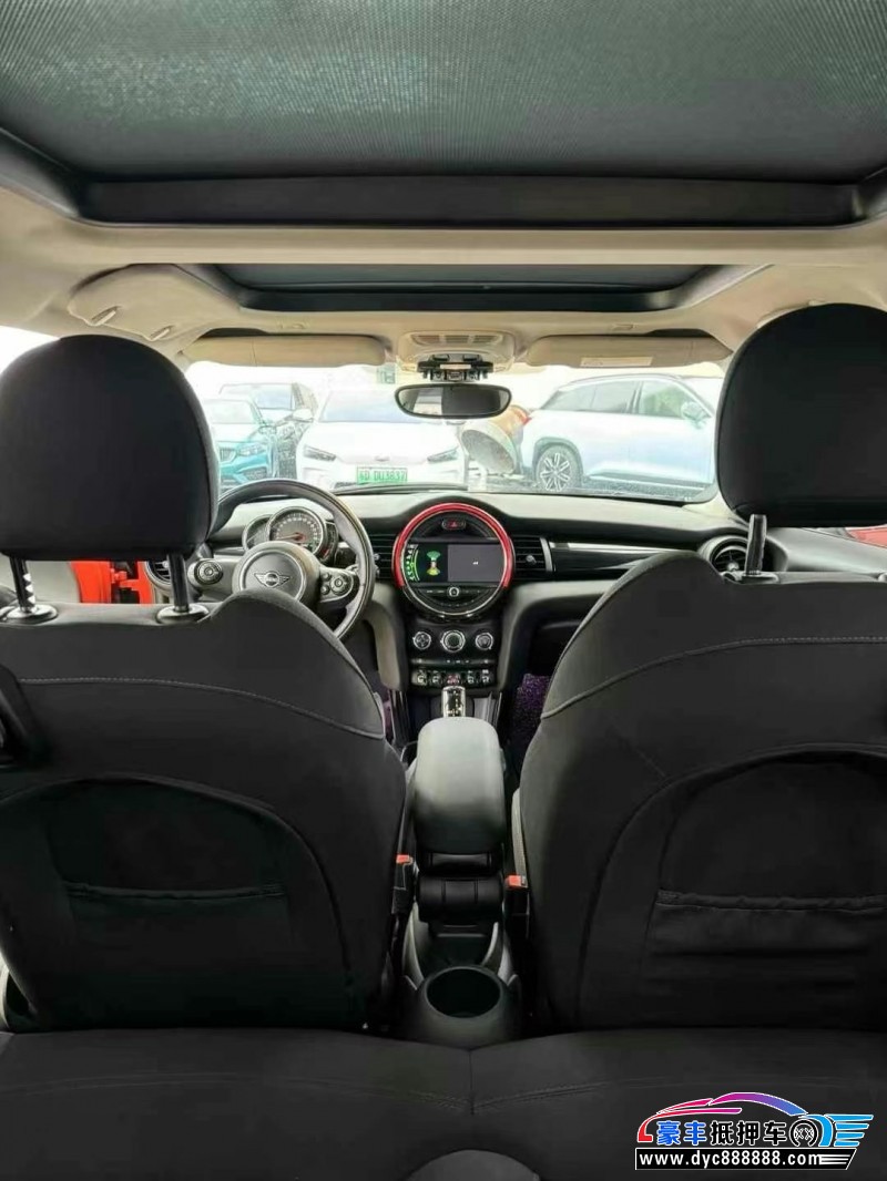 19年宝马MINI轿车抵押车出售