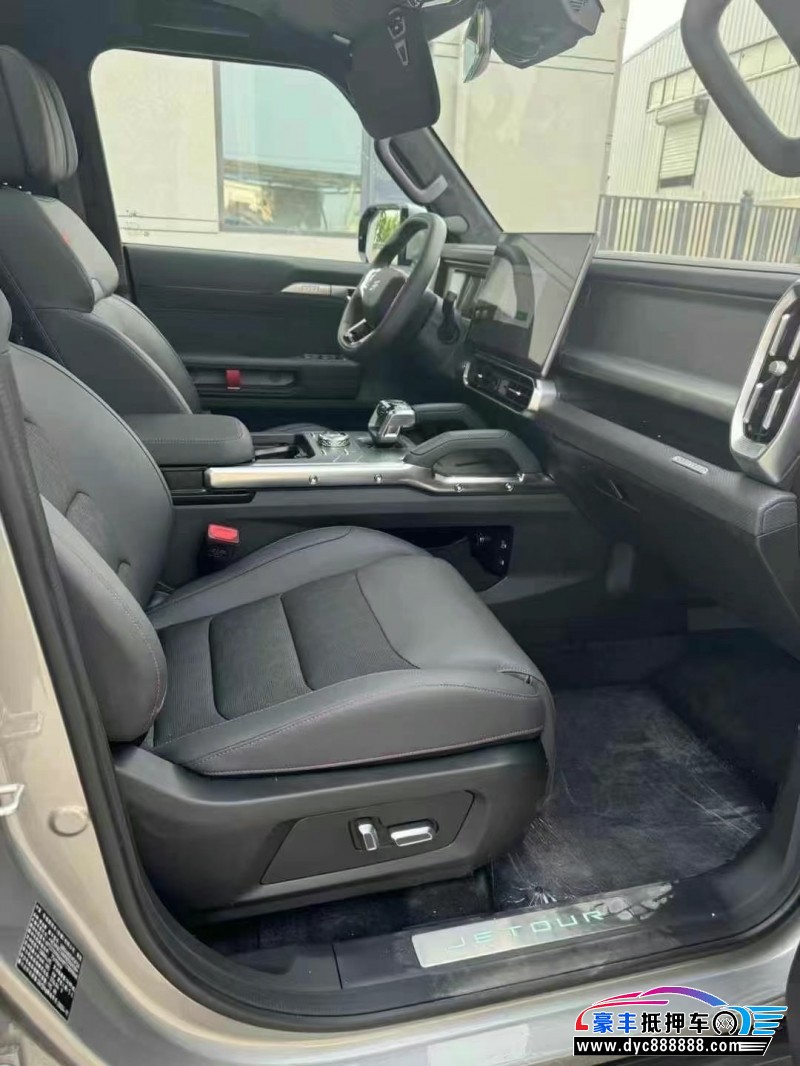 25年捷途山海T2轿车抵押车出售