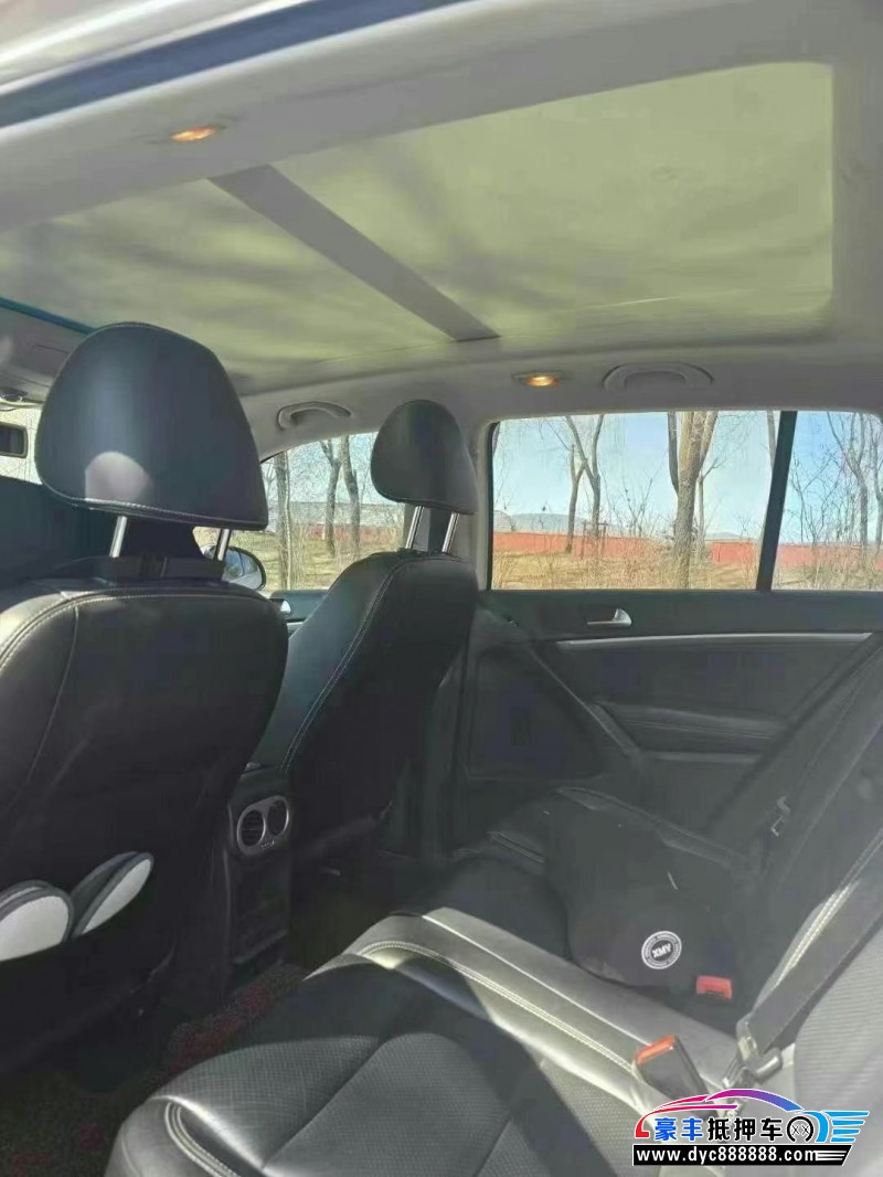 16年大众途观轿车抵押车出售