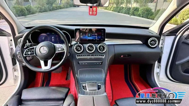 19年奔驰C轿车抵押车出售