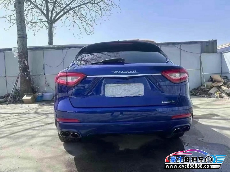 17年玛莎拉蒂莱万特轿车抵押车出售