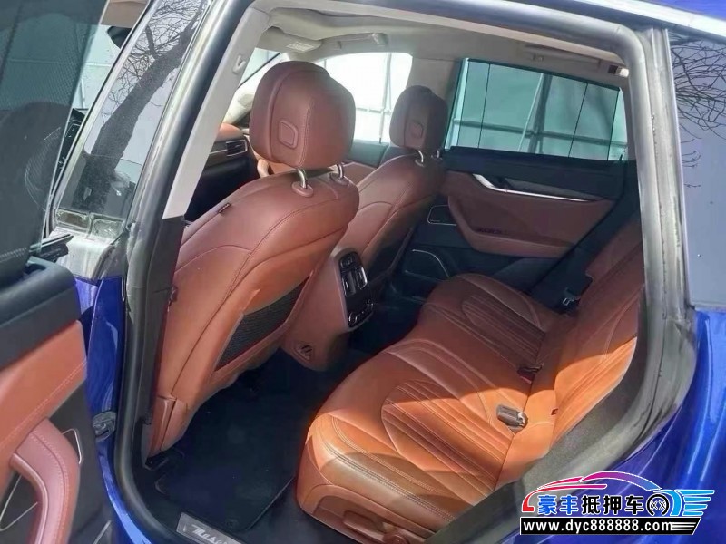 17年玛莎拉蒂莱万特轿车抵押车出售