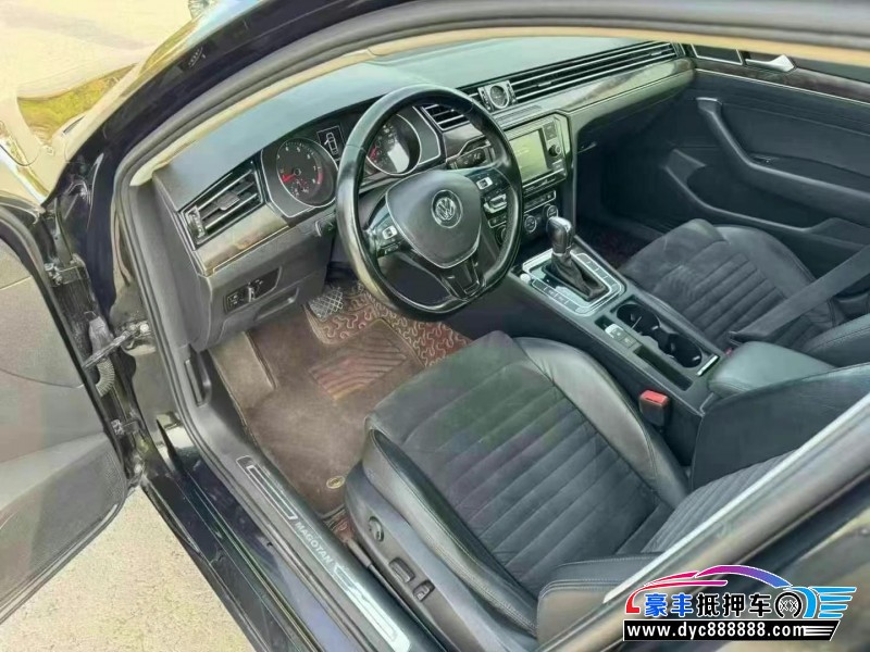 17年大众迈腾轿车抵押车出售