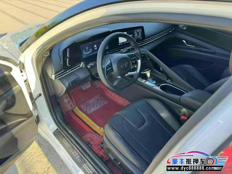 23年现代伊兰特轿车抵押车出售