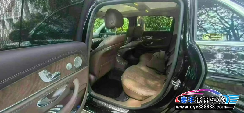 23年奔驰E轿车抵押车出售