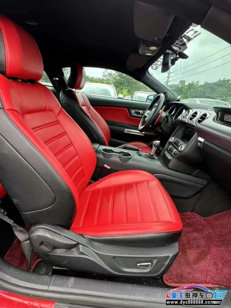 15年福特野马轿车抵押车出售