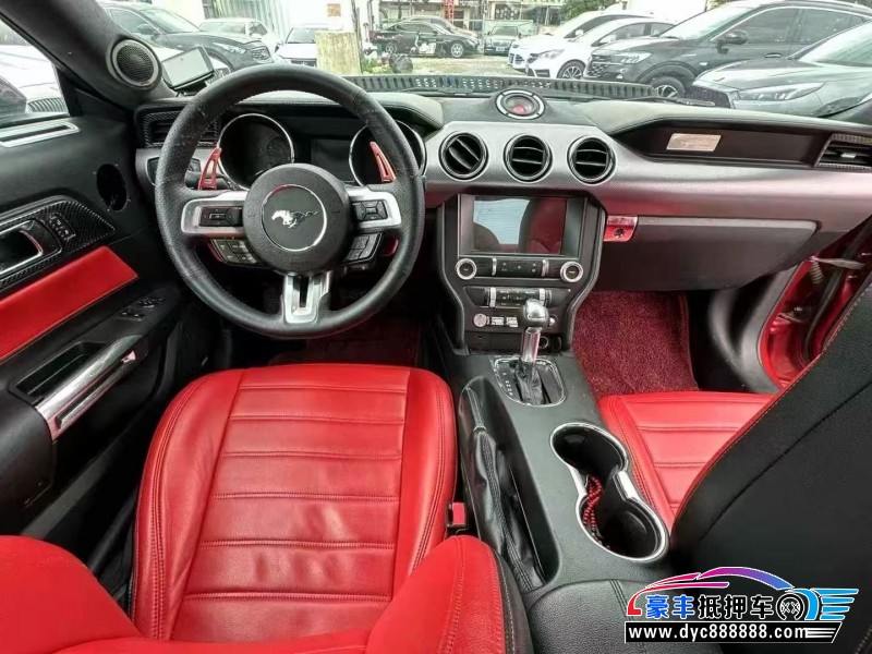 15年福特野马轿车抵押车出售