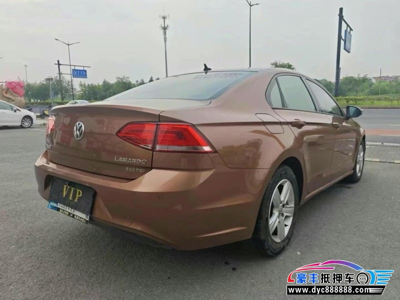 17年大众凌渡轿车抵押车出售