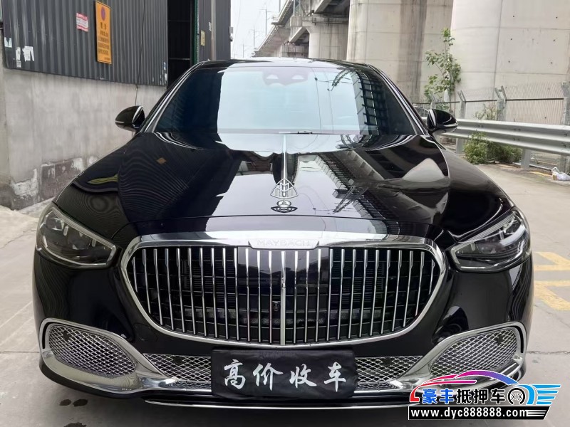 24年奔驰迈巴赫S级轿车抵押车出售