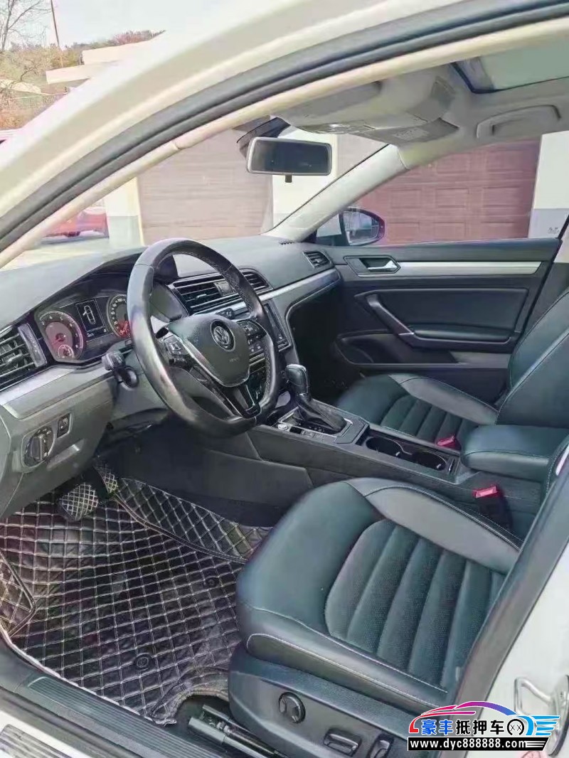 20年大众凌渡轿车抵押车出售