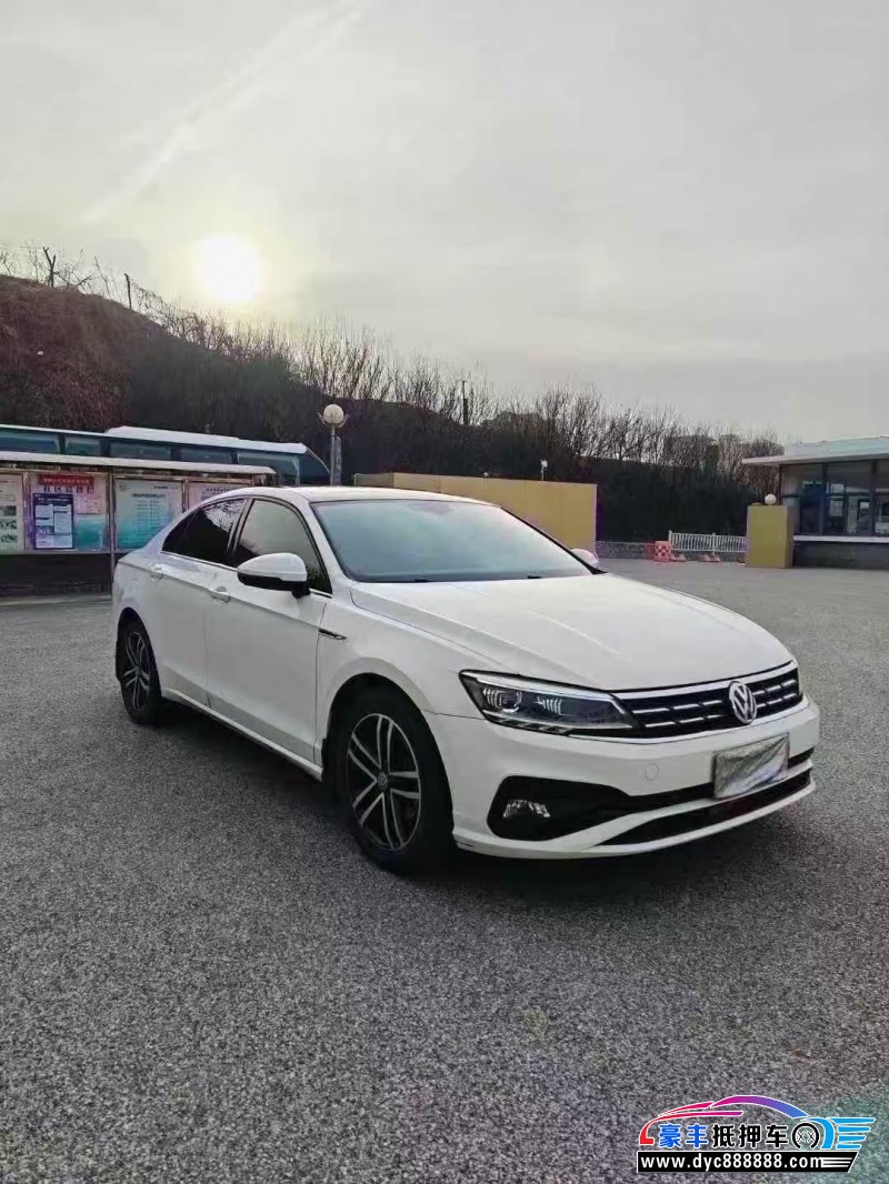 20年大众凌渡轿车抵押车出售