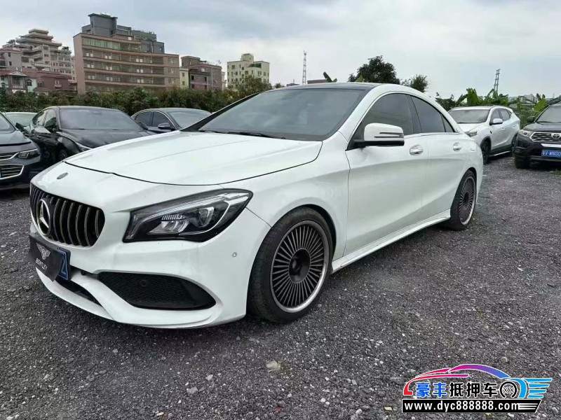 18年奔驰CLA轿车抵押车出售