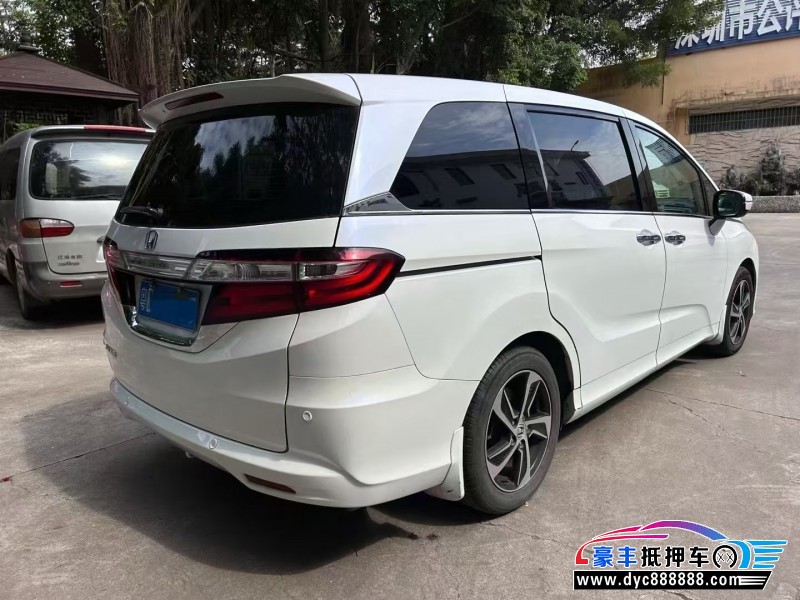 15年本田奥德赛轿车抵押车出售