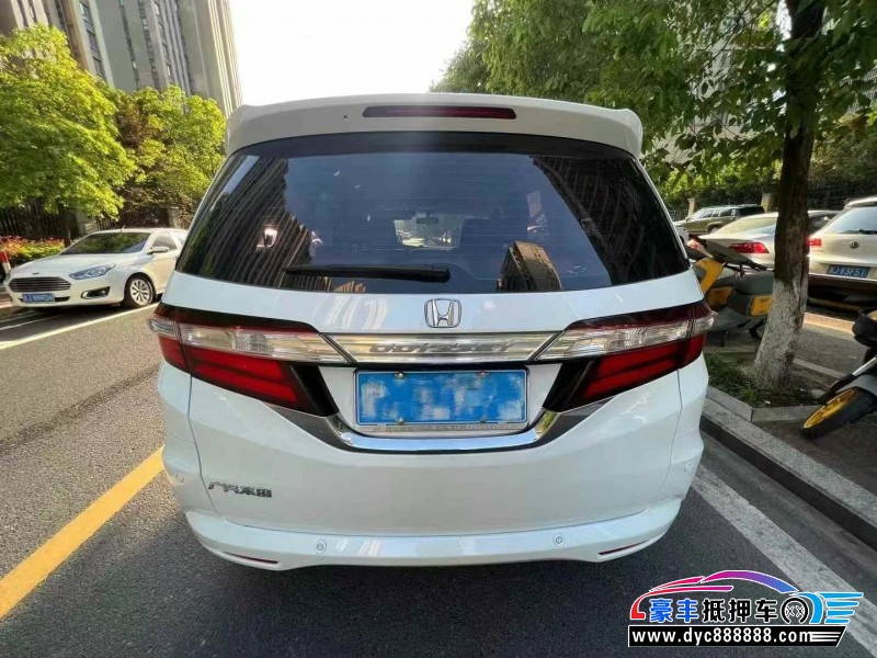 16年本田奥德赛轿车抵押车出售