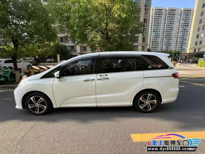 16年本田奥德赛轿车抵押车出售