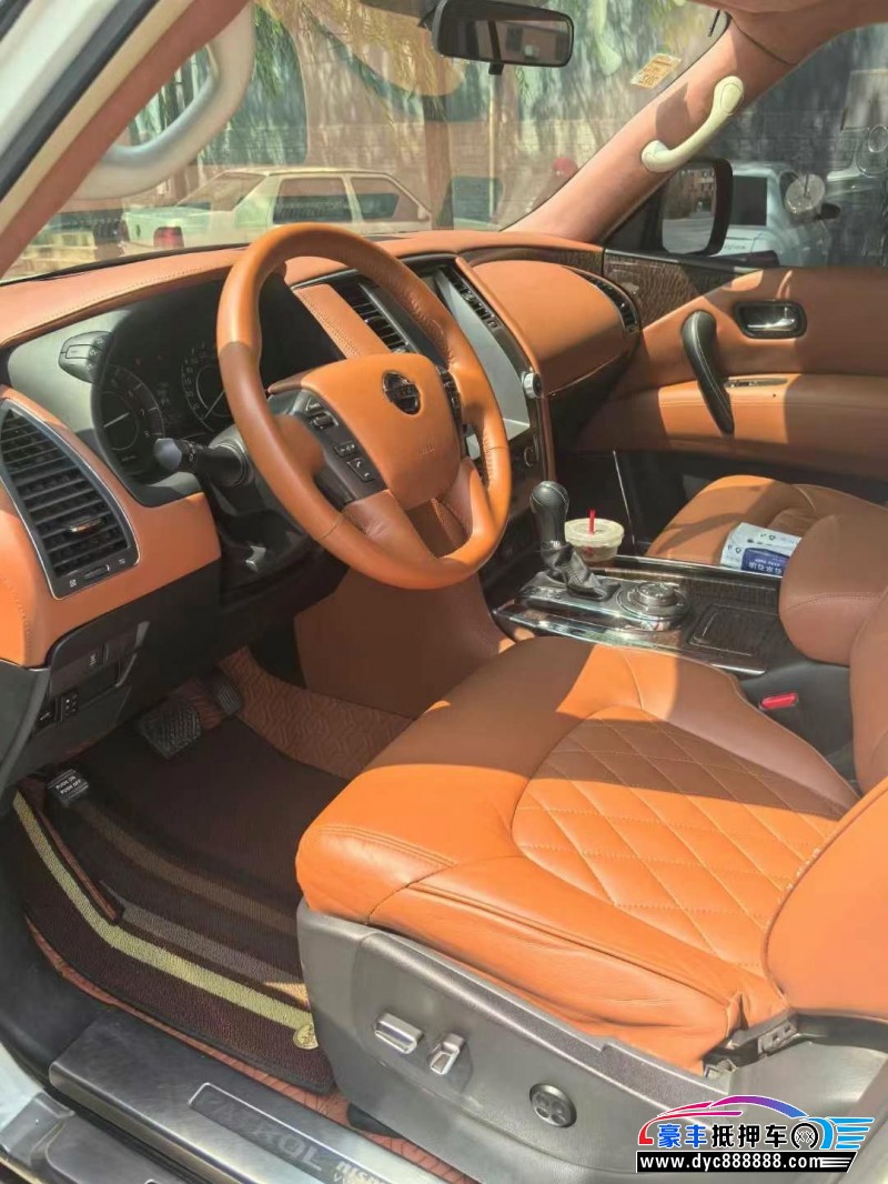 18年日产途乐轿车抵押车出售