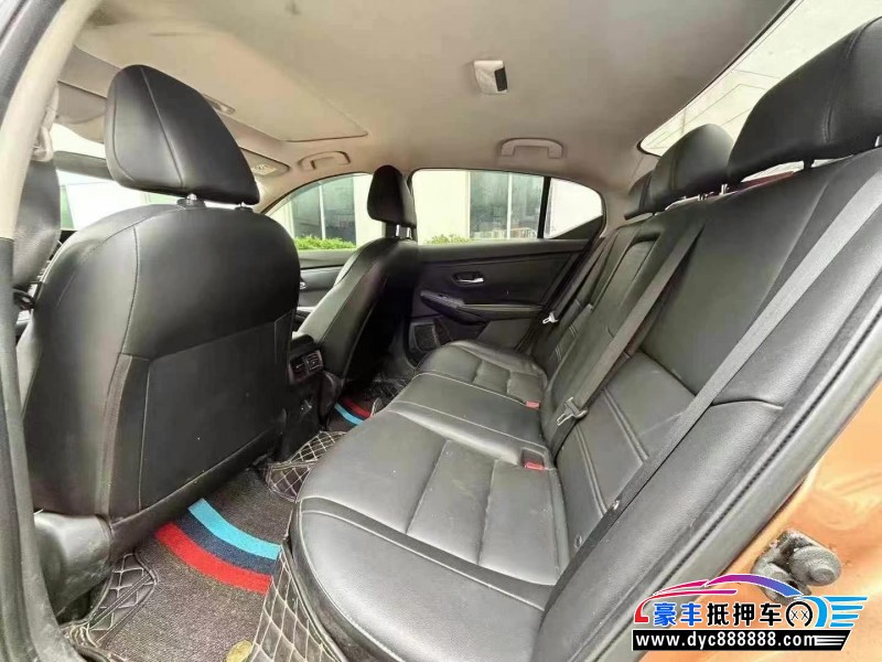 22年日产轩逸轿车抵押车出售