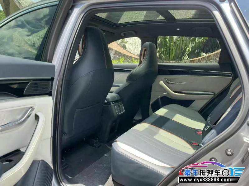 23年比亚迪宋轿车抵押车出售