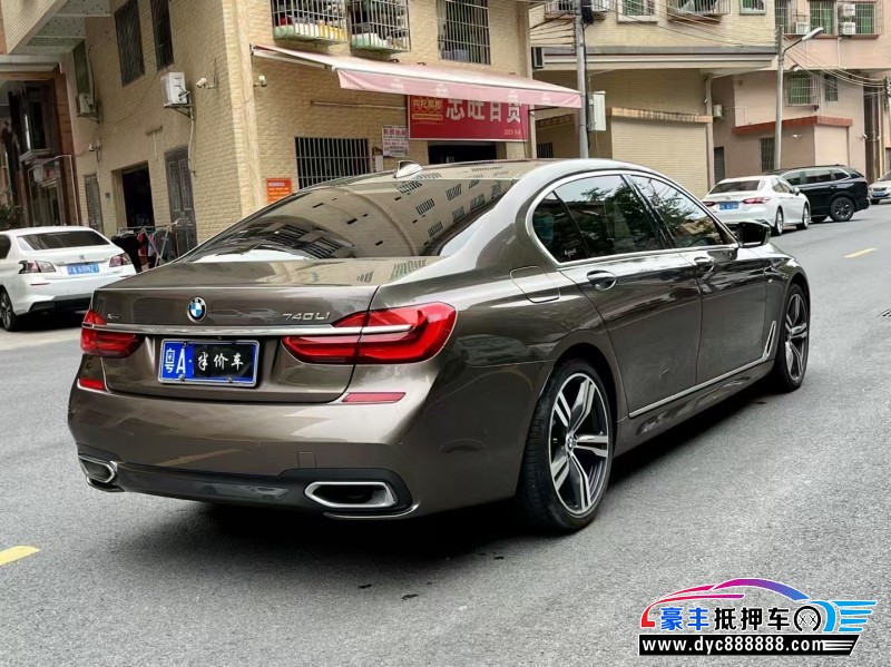 19年宝马7系轿车抵押车出售