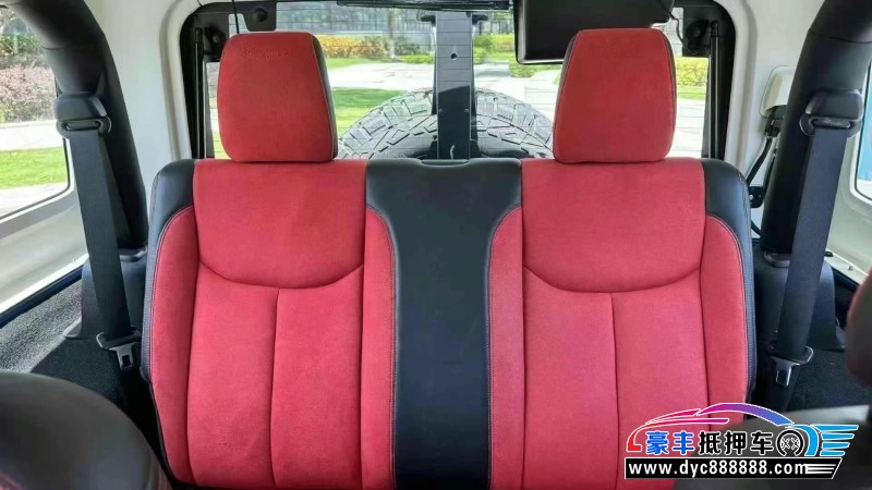 17年Jeep牧马人轿车抵押车出售