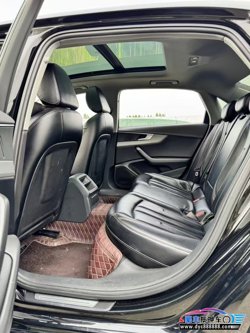 20年奥迪A4L轿车抵押车出售