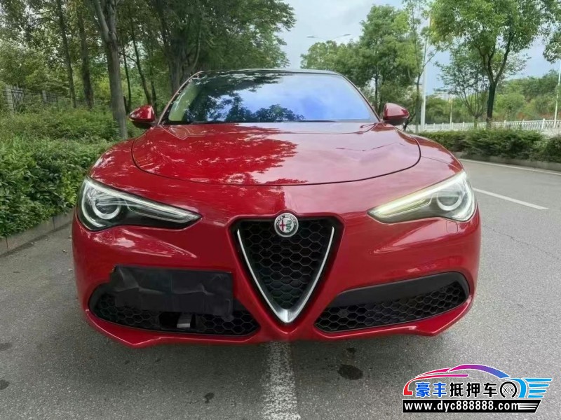 19年阿尔法·罗密欧Stelvio轿车抵押车出售