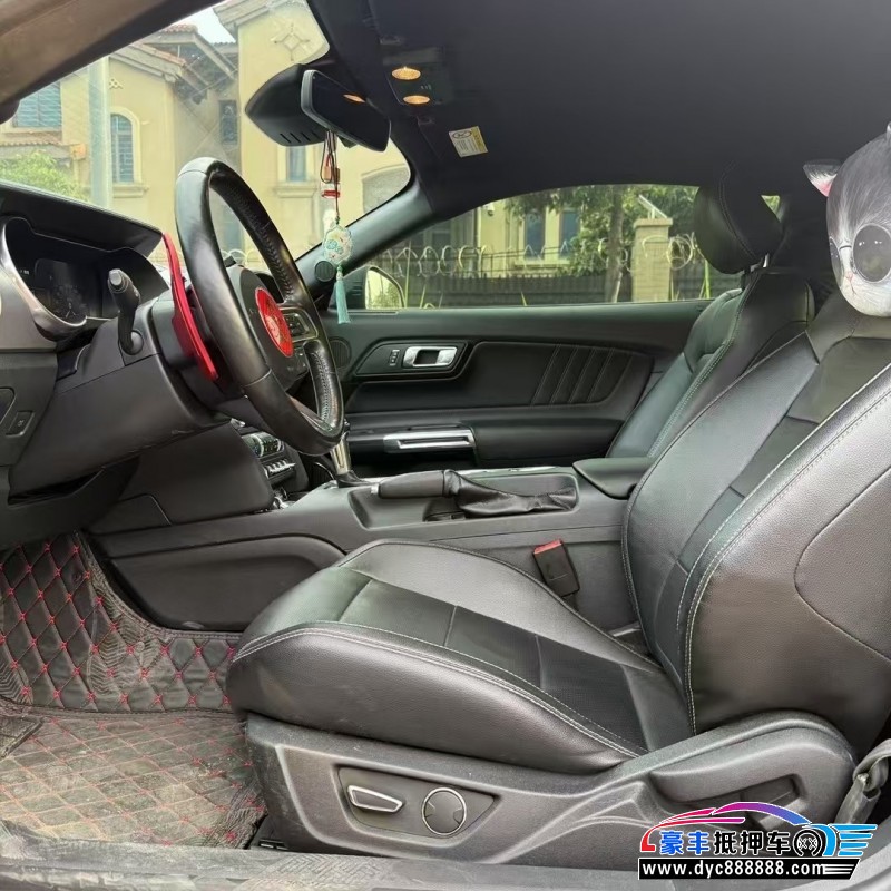 19年福特野马轿车抵押车出售