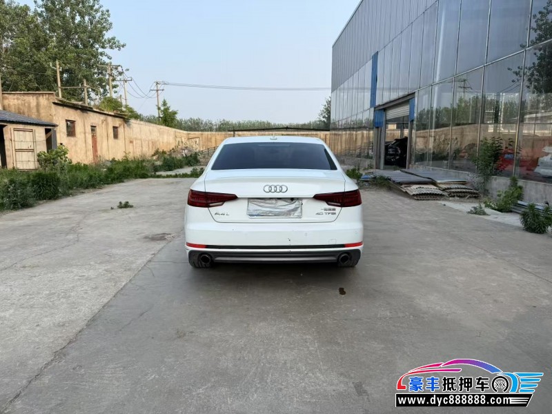 18年奥迪A4L轿车抵押车出售