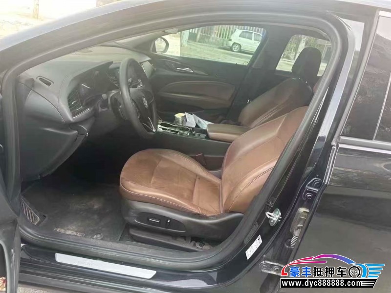 22年别克君威轿车抵押车出售