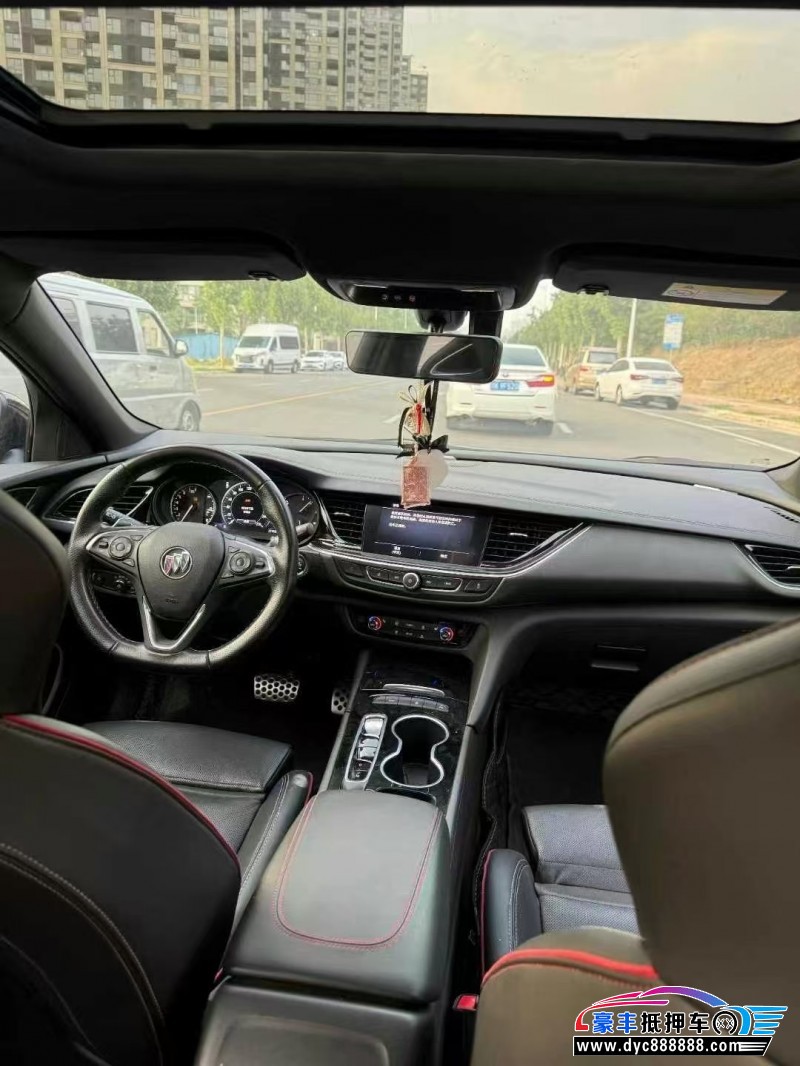 22年别克君威轿车抵押车出售