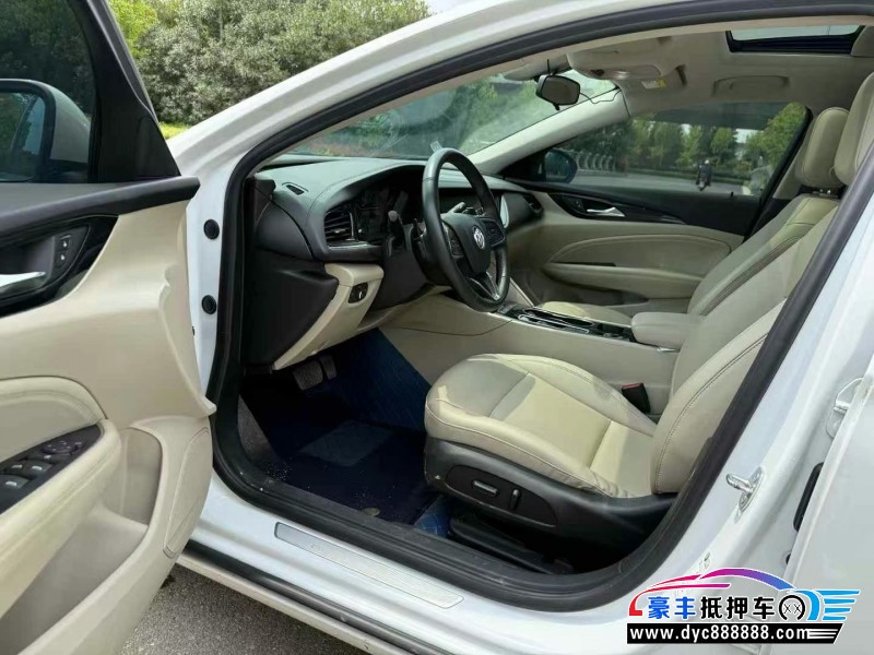 21年别克君威轿车抵押车出售