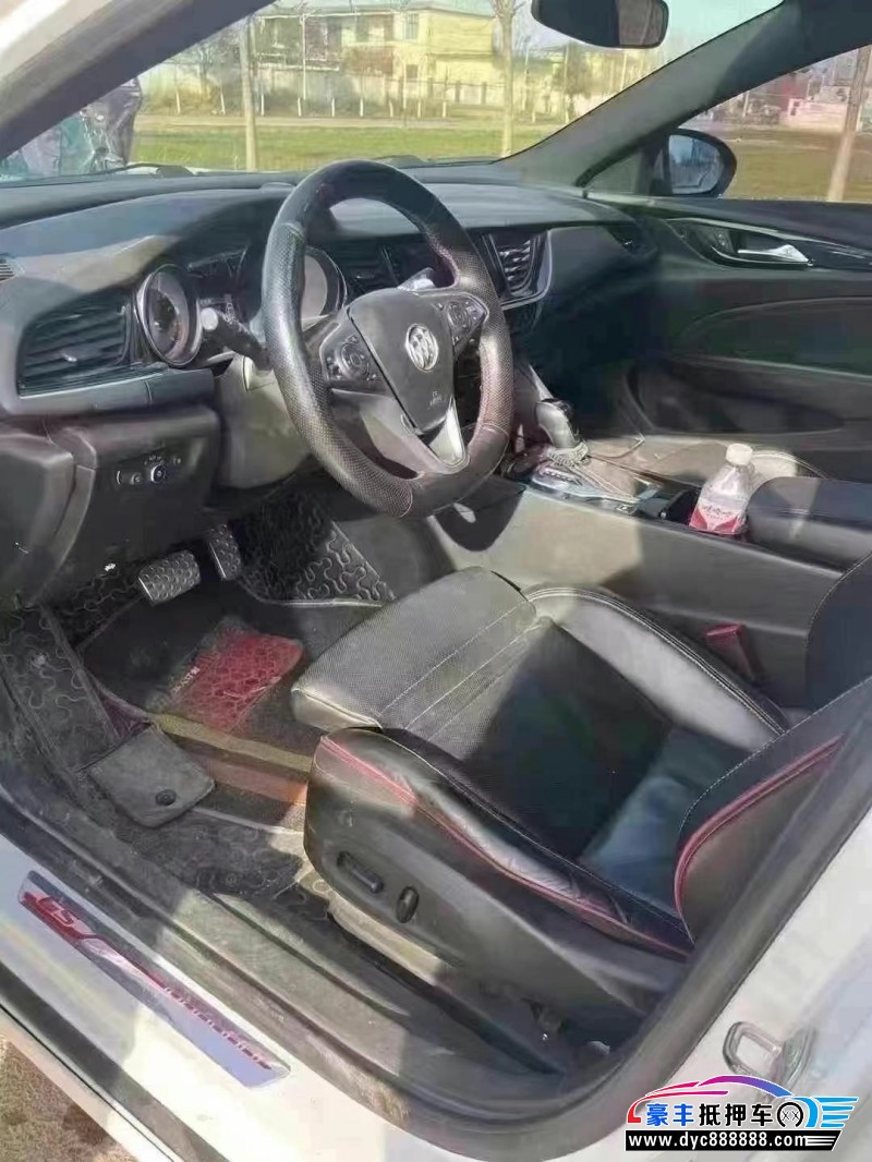 19年别克君威轿车抵押车出售