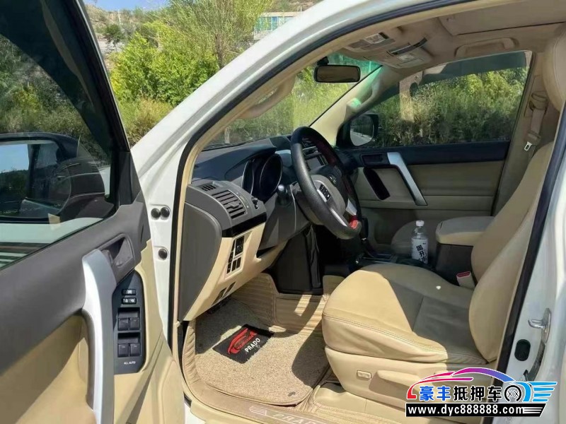 16年丰田普拉多（霸道）轿车抵押车出售