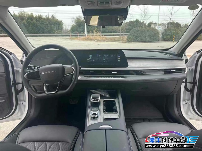 24年奇瑞艾瑞泽轿车抵押车出售