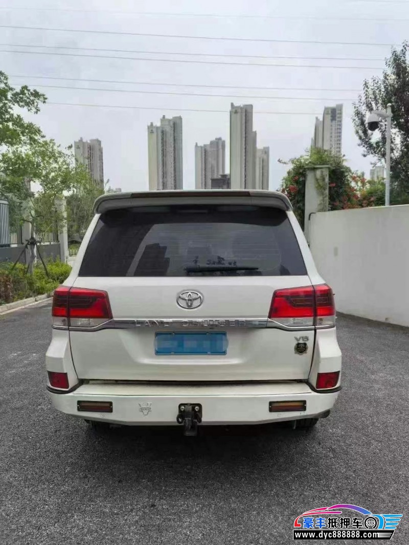 18年丰田兰德酷路泽（陆巡）轿车抵押车出售